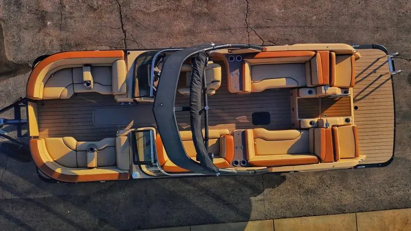 Slide: The Image of Avalon Waketoon 2021 - 2