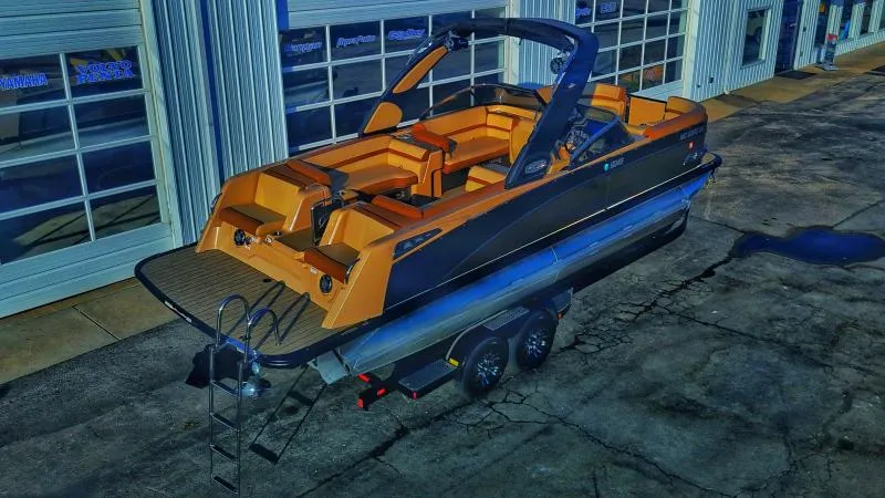 Slide: The Image of Avalon Waketoon 2021 - 3