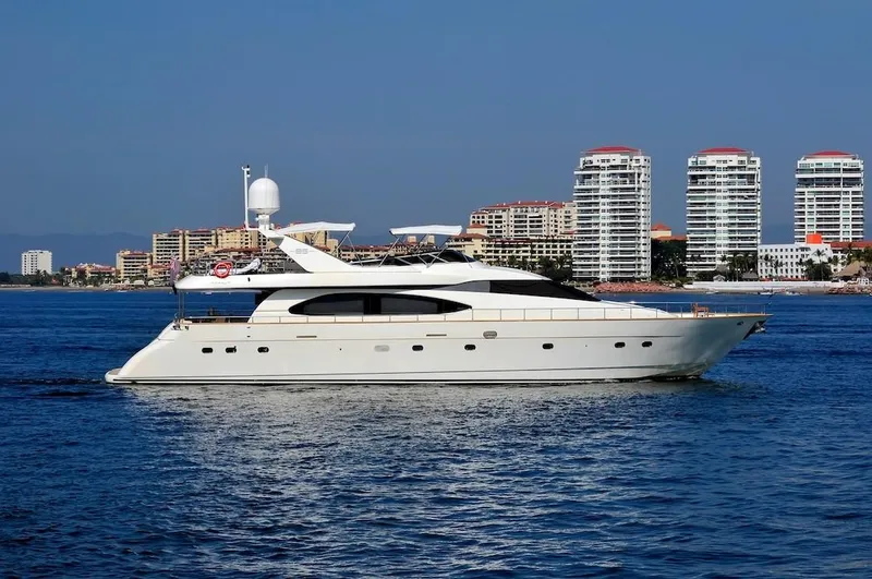 Slide: The Image of Azimut 85 Ultimate 1998 - 1