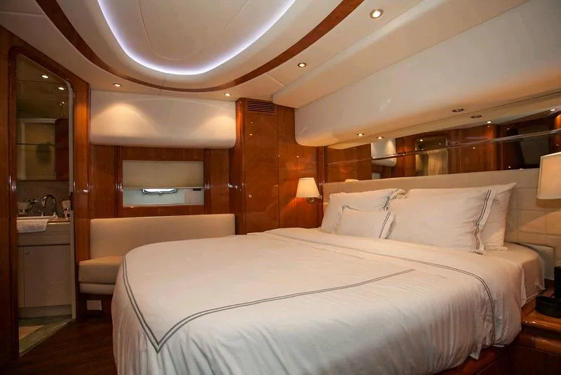 Slide: The Image of Azimut 85 Ultimate 1998 - 15