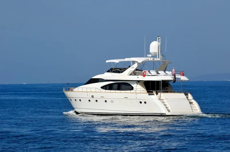 The Image of Azimut 85 Ultimate 1998 - 0