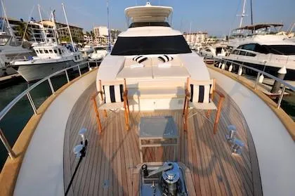 Slide: The Image of Azimut 85 Ultimate 1998 - 40