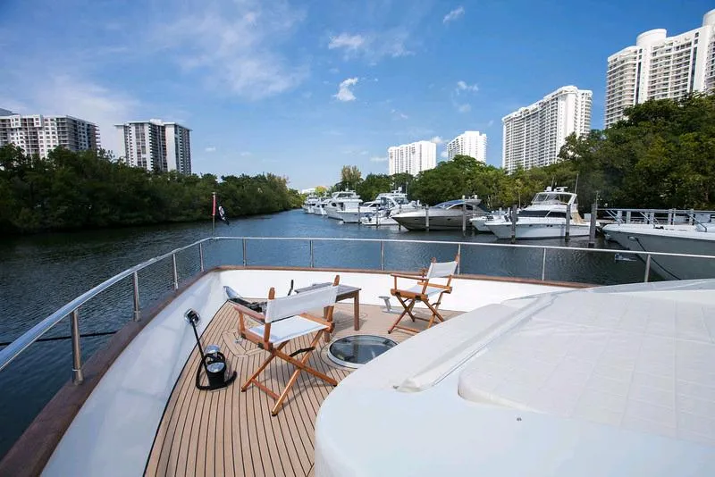 Slide: The Image of Azimut 85 Ultimate 1998 - 39