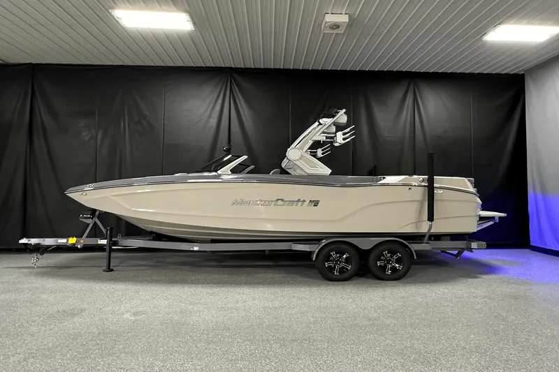 The Image of Mastercraft XT24 2025 - 0