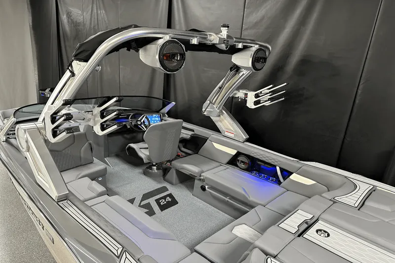 Slide: The Image of Mastercraft XT24 2025 - 12