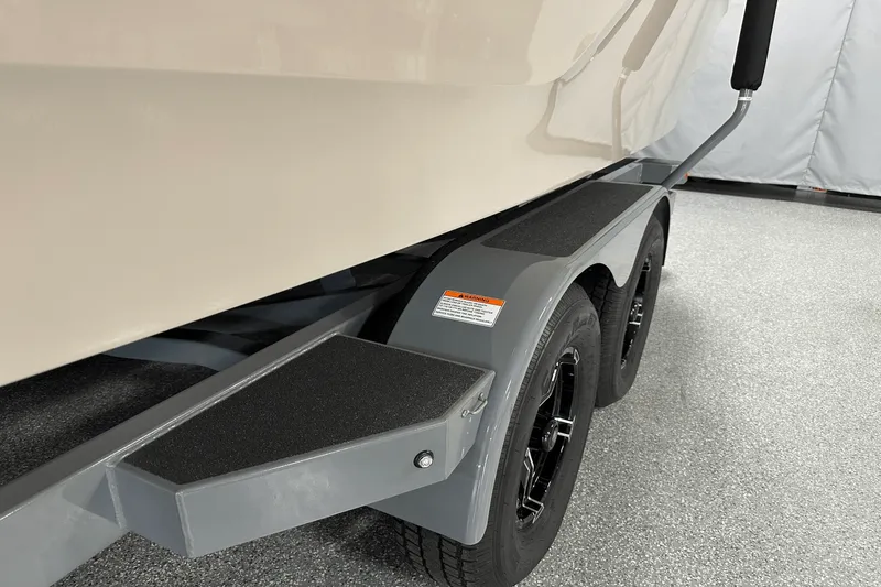 Slide: The Image of Mastercraft XT24 2025 - 130