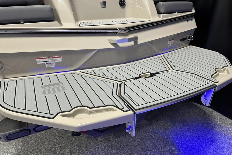 Slide: The Image of Mastercraft XT24 2025 - 17