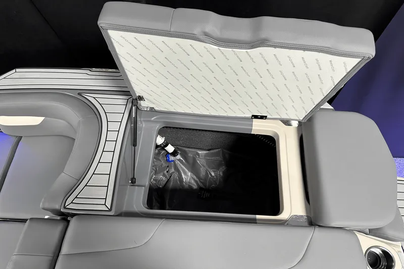 Slide: The Image of Mastercraft XT24 2025 - 29