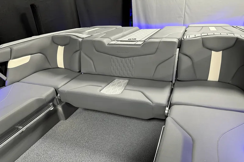 Slide: The Image of Mastercraft XT24 2025 - 41