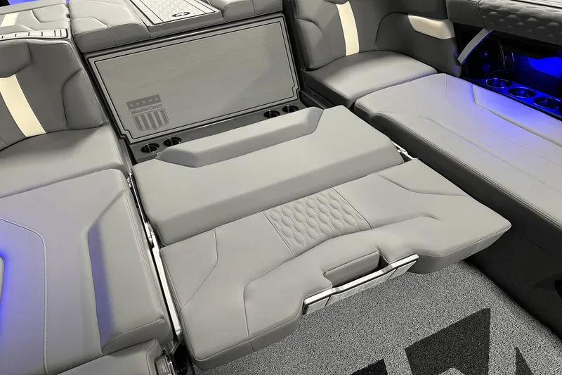 Slide: The Image of Mastercraft XT24 2025 - 45