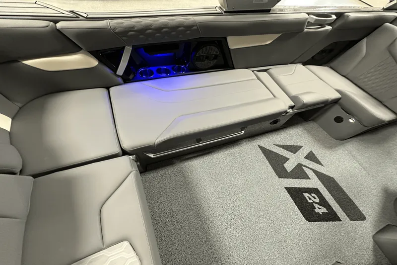 Slide: The Image of Mastercraft XT24 2025 - 51