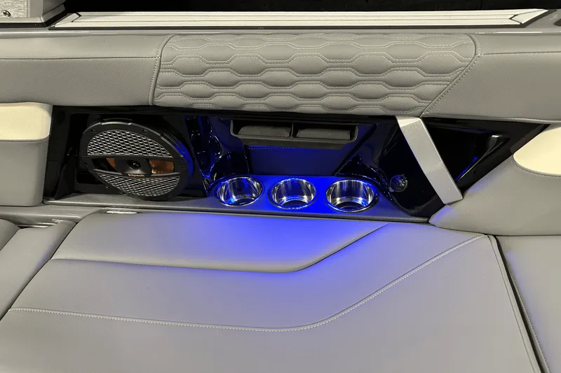 Slide: The Image of Mastercraft XT24 2025 - 69