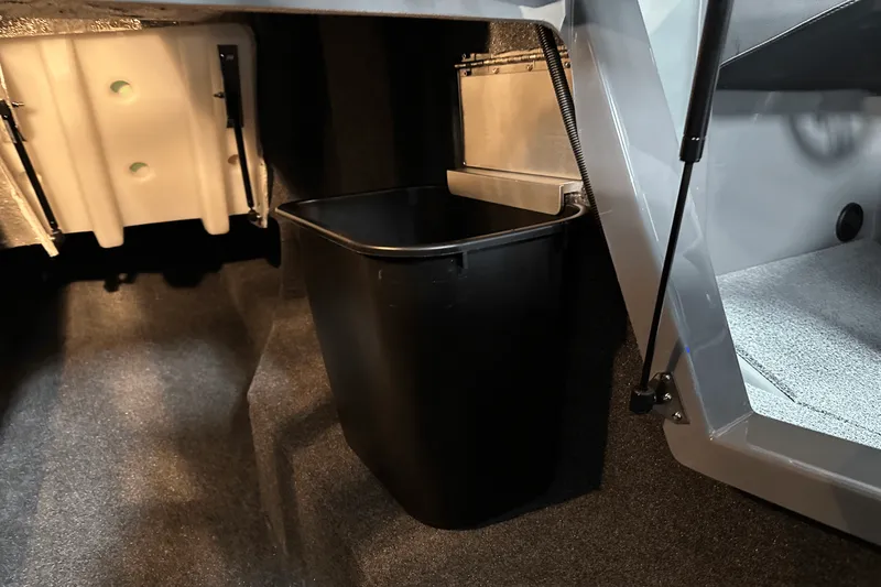 Slide: The Image of Mastercraft XT24 2025 - 75