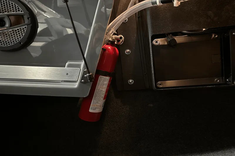 Slide: The Image of Mastercraft XT24 2025 - 76