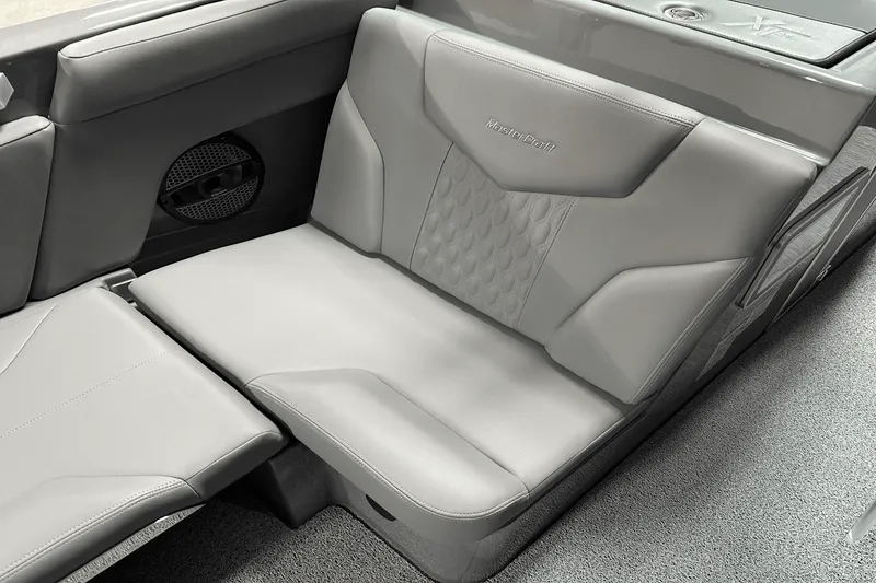 Slide: The Image of Mastercraft XT24 2025 - 77