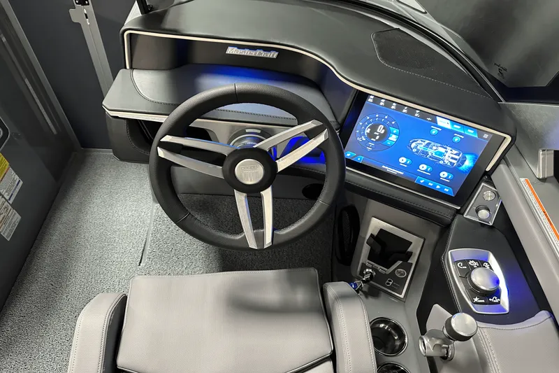 Slide: The Image of Mastercraft XT24 2025 - 94