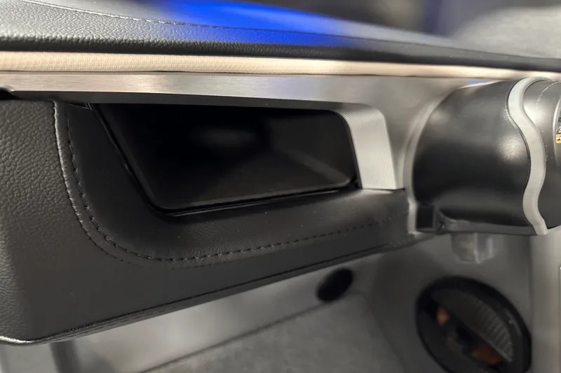 Slide: The Image of Mastercraft XT24 2025 - 97