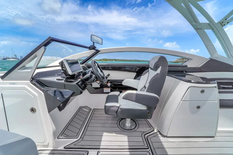 Slide: The Image of Yamaha 275SD 2021 - 41