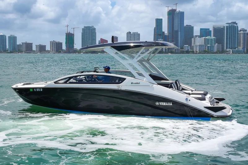 Slide: The Image of Yamaha 275SD 2021 - 17