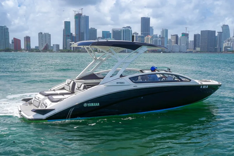 Slide: The Image of Yamaha 275SD 2021 - 10
