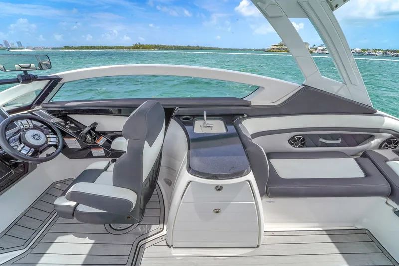 Slide: The Image of Yamaha 275SD 2021 - 42