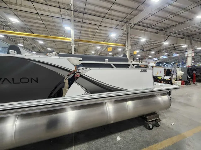Slide: The Image of Avalon 2385 25 LSZ QLS 2026 - 6