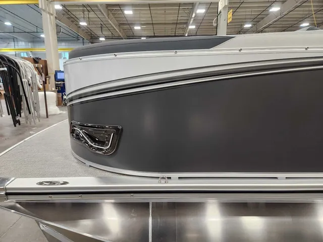 Slide: The Image of Avalon 2385 25 LSZ QLS 2026 - 8