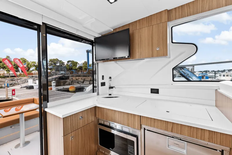 Slide: The Image of Cruisers Yachts 42 Cantius 2025 - 20