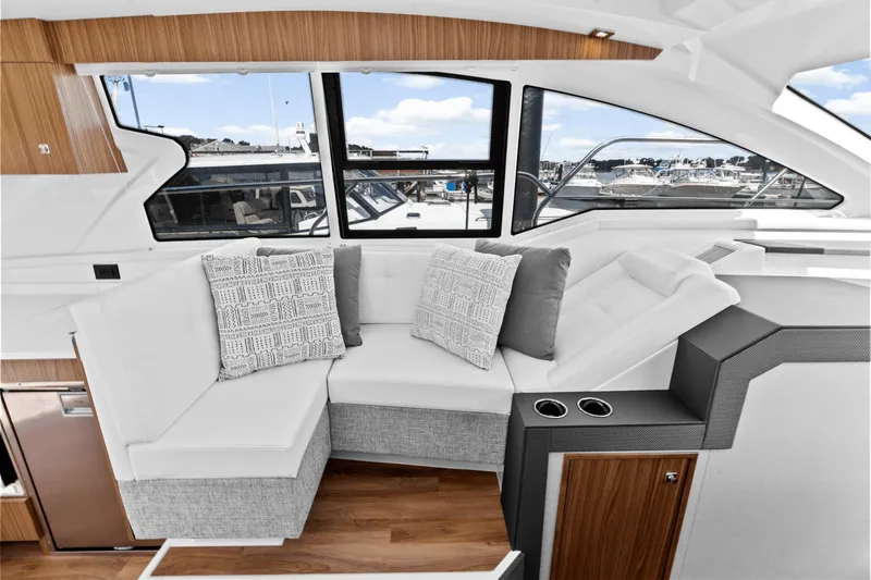 Slide: The Image of Cruisers Yachts 42 Cantius 2025 - 24