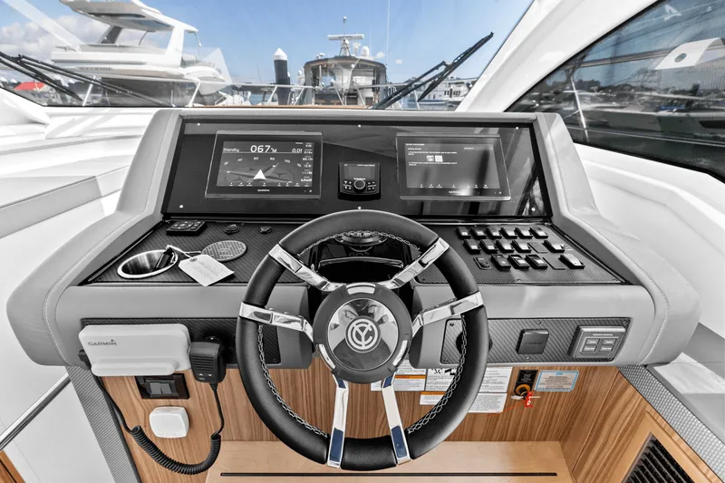 Slide: The Image of Cruisers Yachts 42 Cantius 2025 - 25