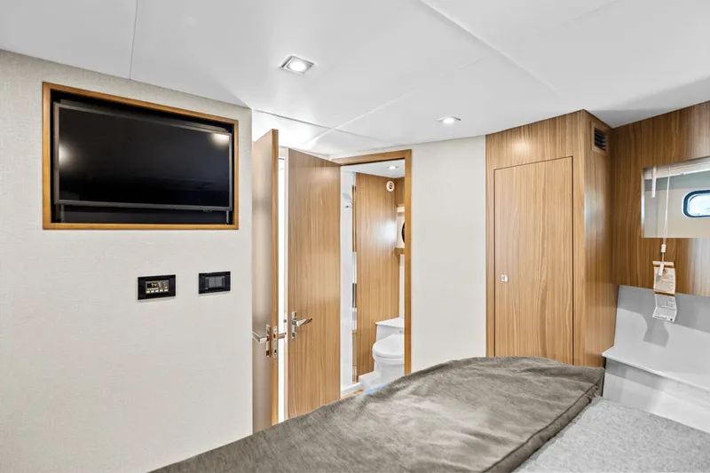 Slide: The Image of Cruisers Yachts 42 Cantius 2025 - 44