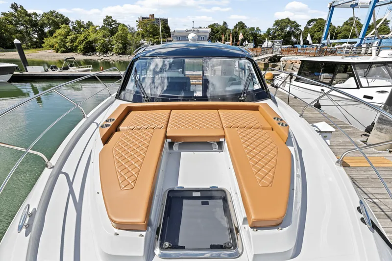 Slide: The Image of Cruisers Yachts 42 Cantius 2025 - 50