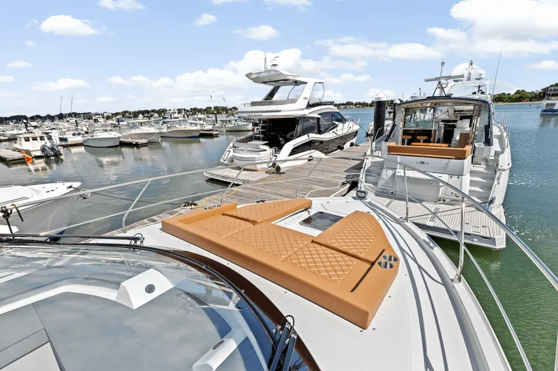 Slide: The Image of Cruisers Yachts 42 Cantius 2025 - 51