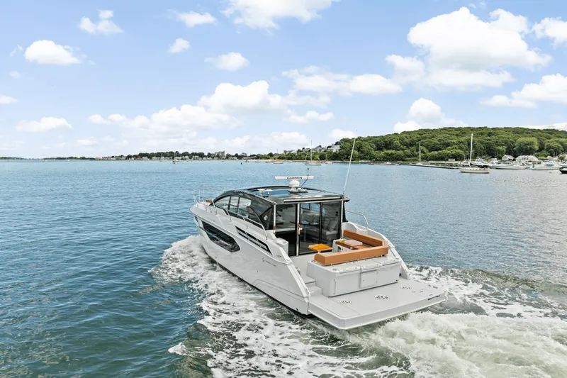 Slide: The Image of Cruisers Yachts 42 Cantius 2025 - 59