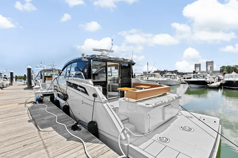 Slide: The Image of Cruisers Yachts 42 Cantius 2025 - 8