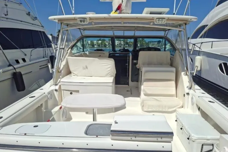 Slide: The Image of Tiara 3800 Open 2005 - 17