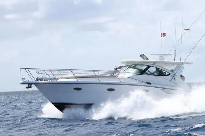 The Image of Tiara 3800 Open 2005 - 0