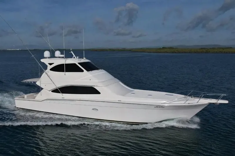 Slide: The Image of Bertram 630 Convertible 2005 - 1