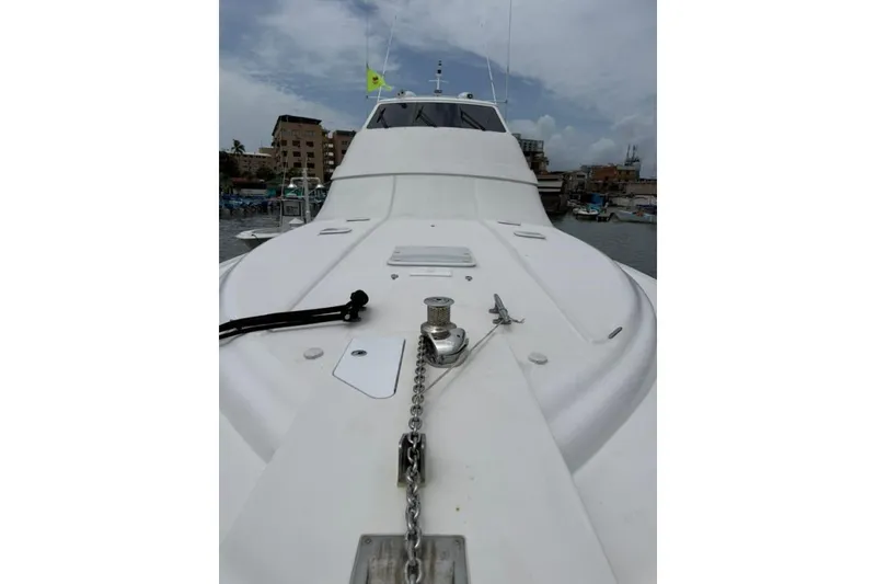 Slide: The Image of Bertram 630 Convertible 2005 - 9
