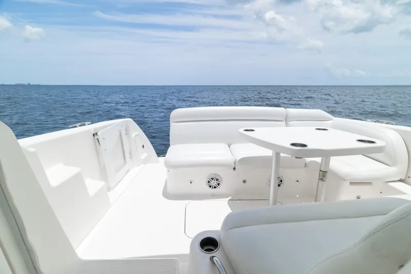 Slide: The Image of Tiara 3500 Sovran LE 2010 - 25