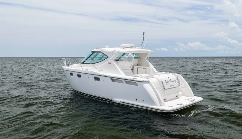 Slide: The Image of Tiara 3500 Sovran LE 2010 - 11