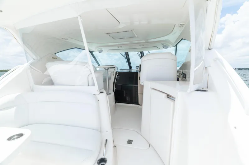 Slide: The Image of Tiara 3500 Sovran LE 2010 - 27