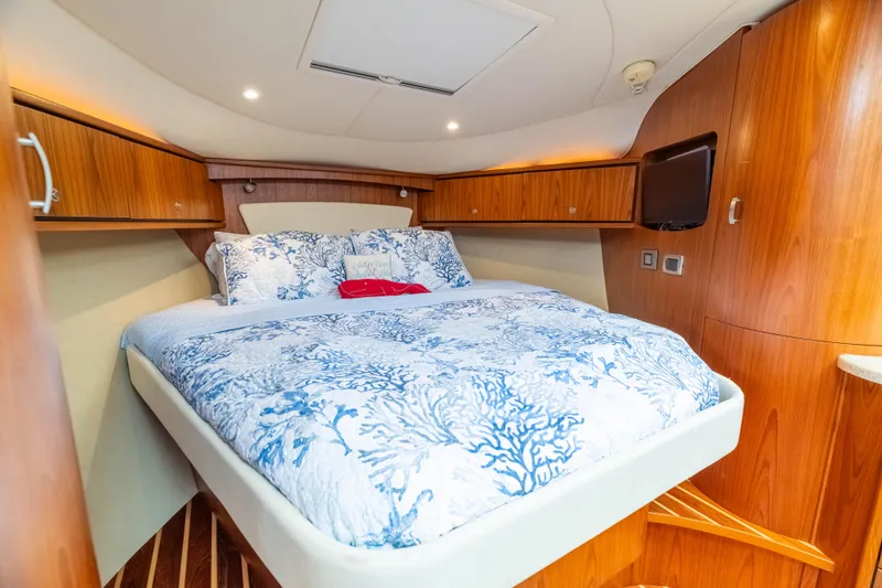 Slide: The Image of Tiara 3500 Sovran LE 2010 - 40