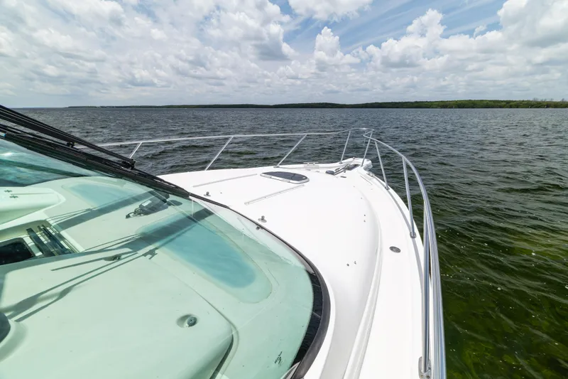 Slide: The Image of Tiara 3500 Sovran LE 2010 - 18