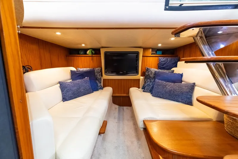 Slide: The Image of Tiara 3500 Sovran LE 2010 - 46