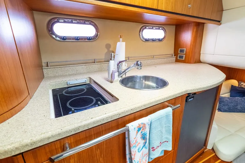 Slide: The Image of Tiara 3500 Sovran LE 2010 - 45