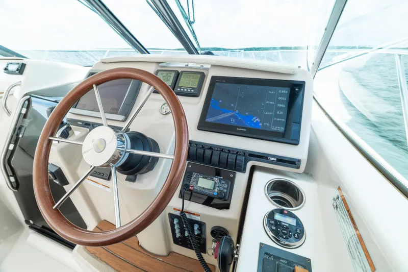 Slide: The Image of Tiara 3500 Sovran LE 2010 - 34