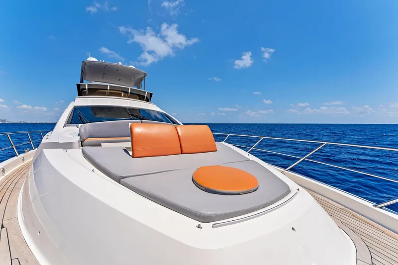 Slide: The Image of Lazzara Yachts 64 2014 - 18