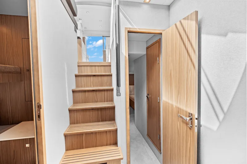 Slide: The Image of Cruisers 50 Cantius 2025 - 38