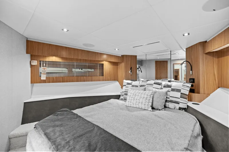 Slide: The Image of Cruisers 50 Cantius 2025 - 41